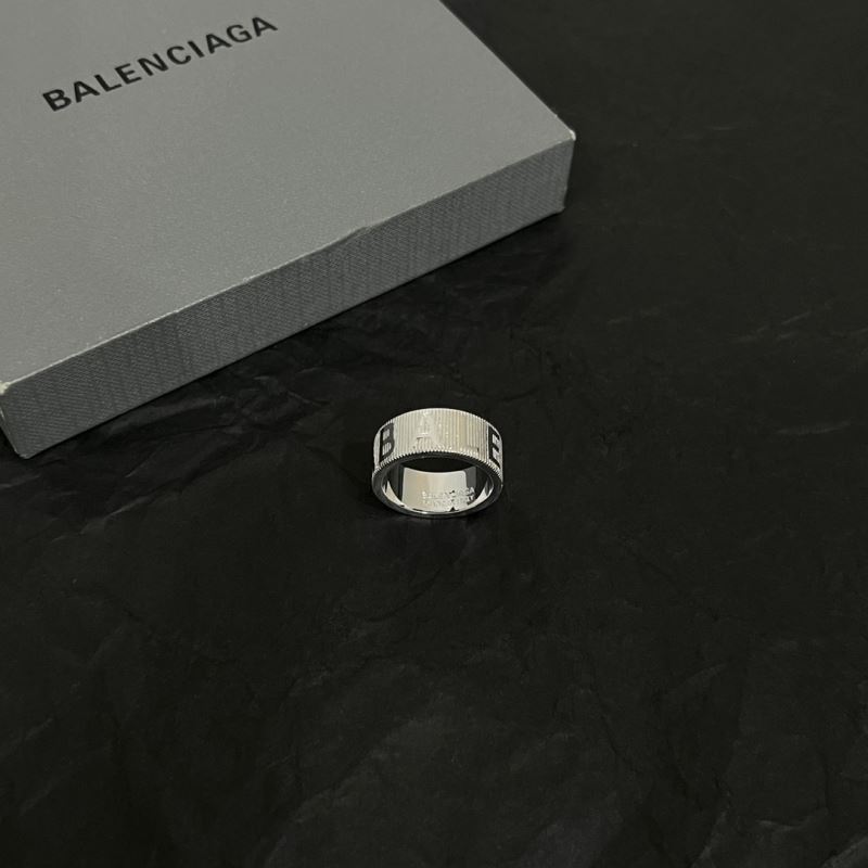 Ba1en*iaga rings